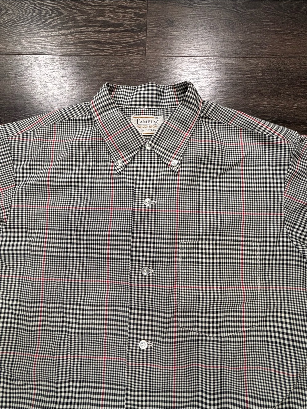 Vintage Campus 100% Cotton Black & White Button-Down Shirt Size Medium